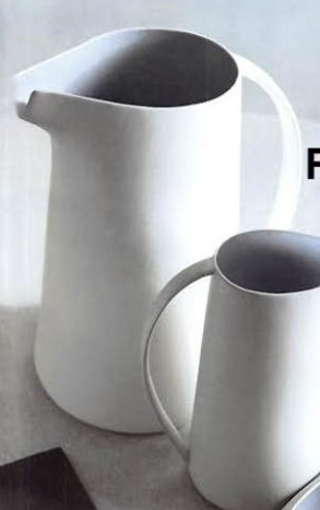 Pitcher, White/Blue