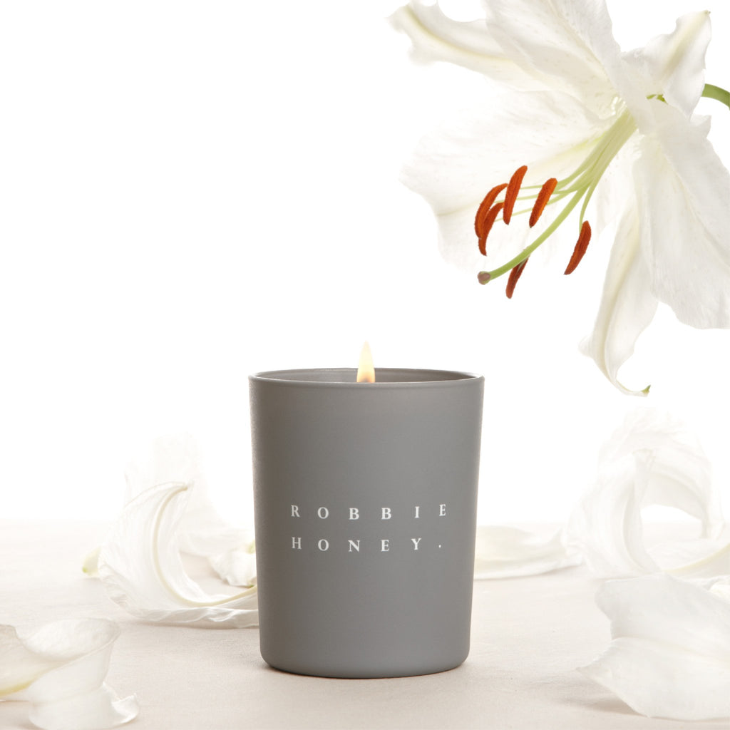 Robbie Honey Candle, Casa Blanca