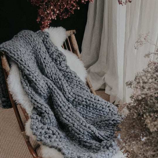 Chunky Knitted Throw, Grey